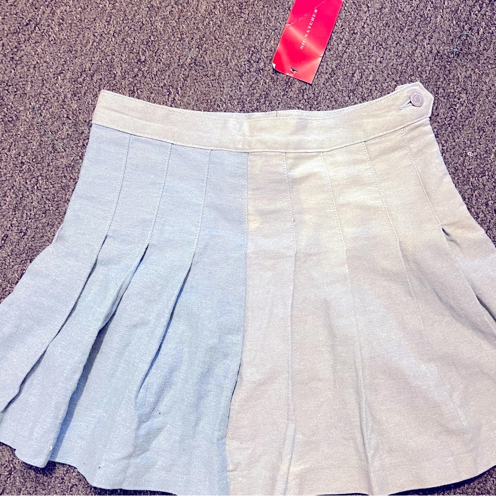 Pleated mini skirt